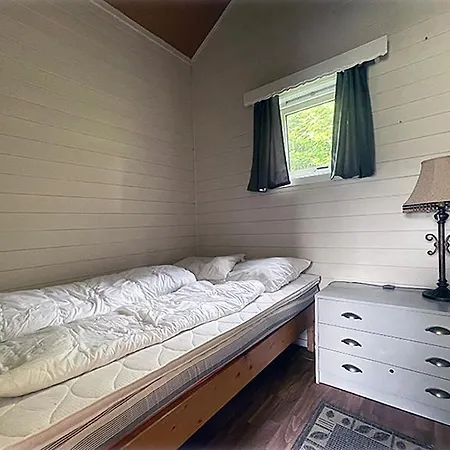 Campsite - Nr 4 *